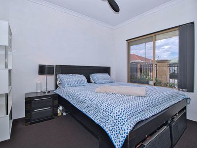 92 Bristlebird Approach , Baldivis