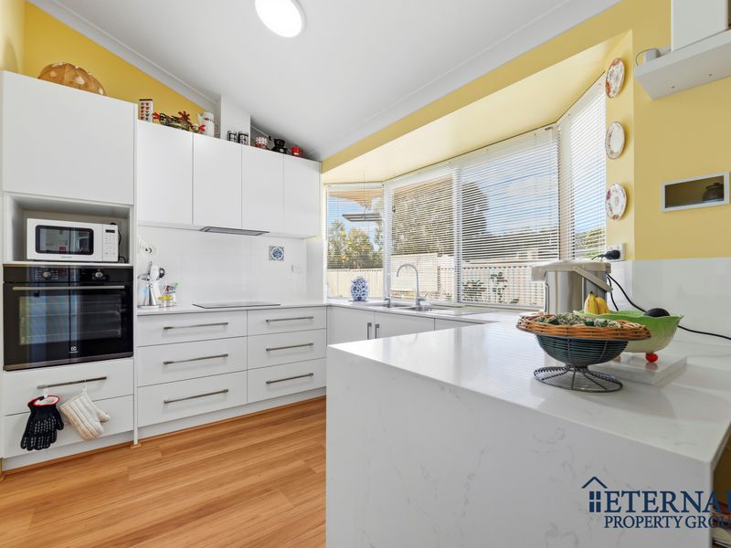 13 Hybanthus Road, Riverton