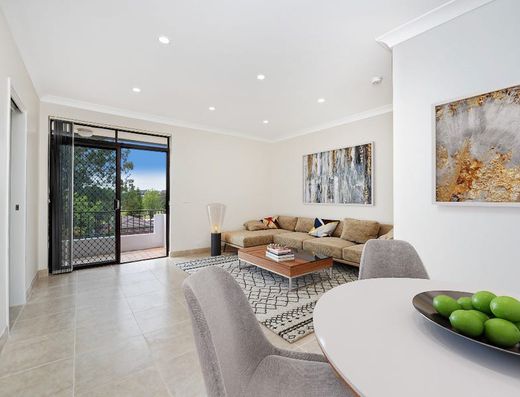 STYLISHLY RENOVATED THROUGHOUT