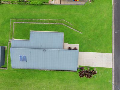 18 Moses Circuit, Atherton