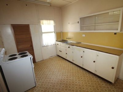 6 SCHOOL STREET, Charters Towers City