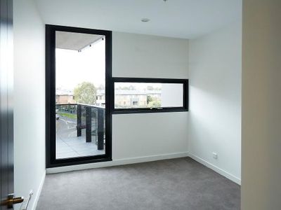 315 / 41 Edgewater Boulevard, Maribyrnong