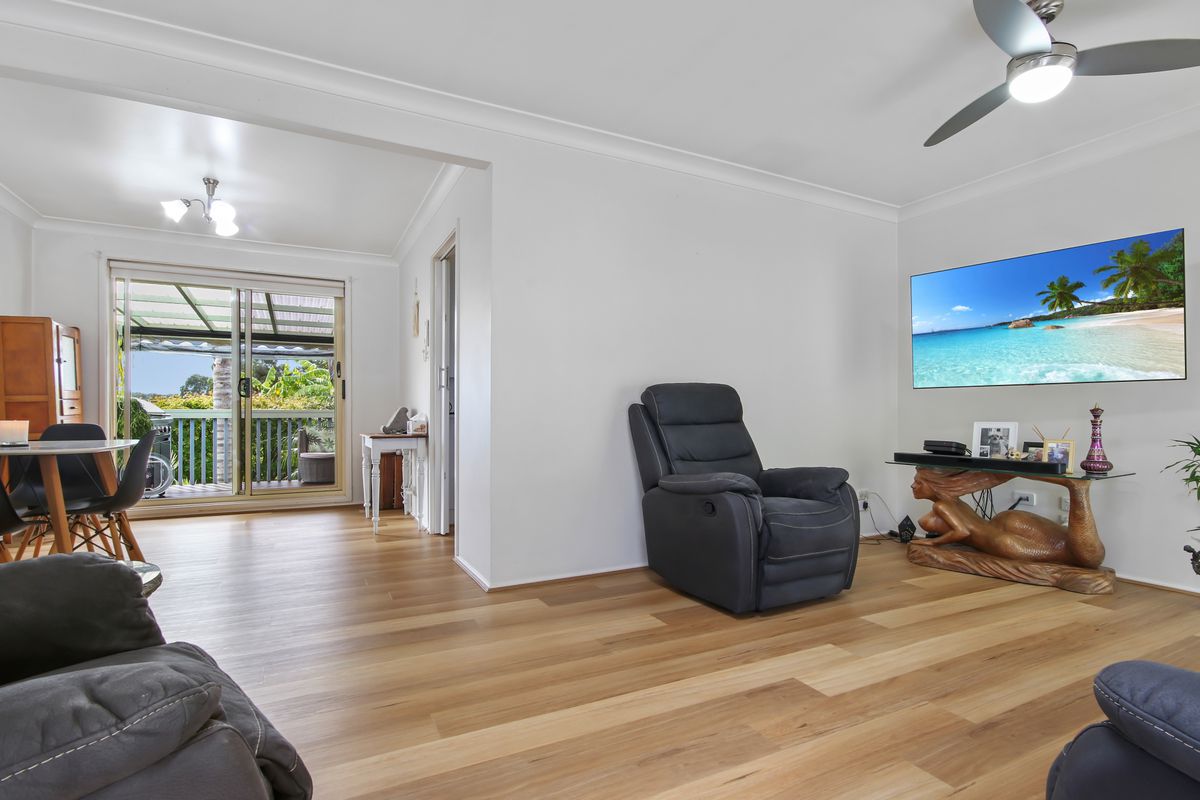 42 Mummaga Lake Drive, Dalmeny