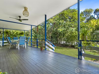 1019 Scenic Highway, Kinka Beach