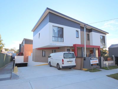 8 / 3 St Johns Avenue, Auburn