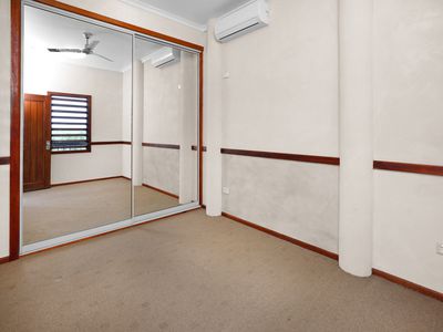 18 Lowanna Close, White Rock