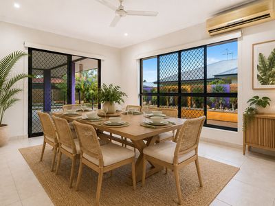 10 Rose Street, Gunn