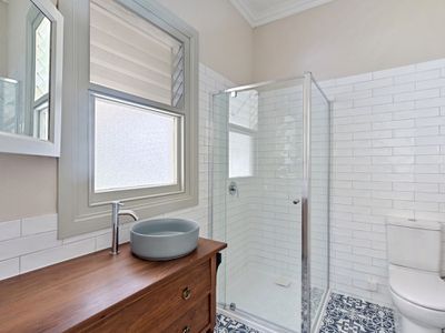 16 GOULBURN STREET, Seymour