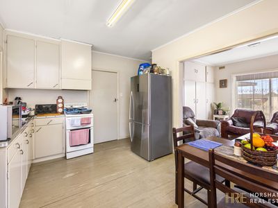 1 4 / 9 Burgess Street, Horsham