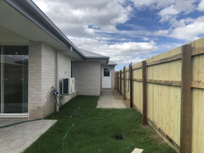 8 Otto Street , Walloon