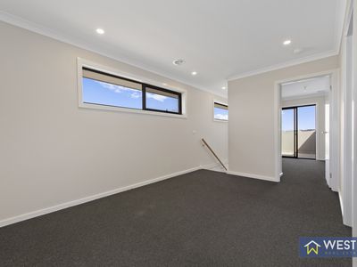 20 Aylesbury Terrace, Werribee