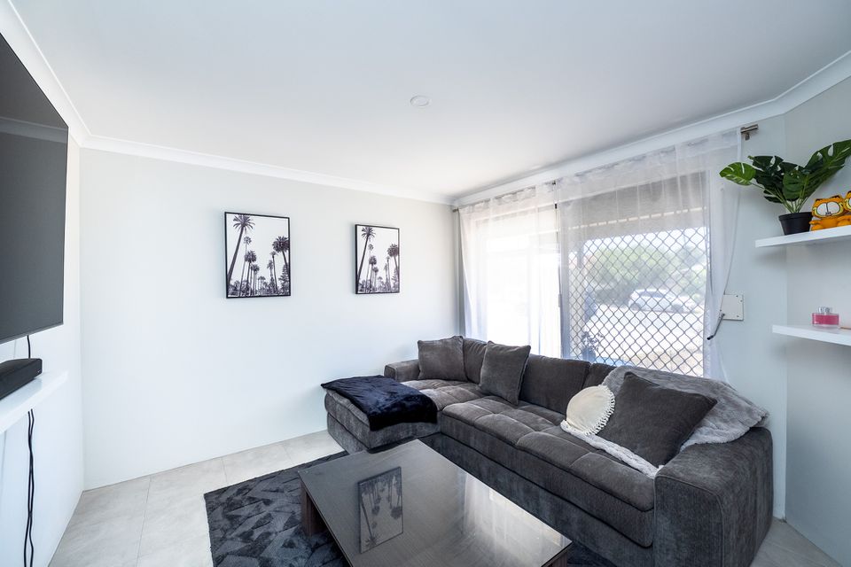 1 Kookynie Loop , Baldivis