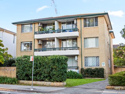 4 / 3 Queens Road, Westmead