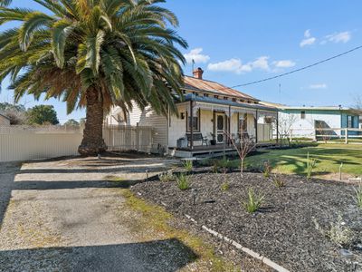 64 Oak Street, Seymour