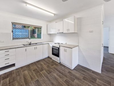 1 / 13 Armstrong Street, Atherton