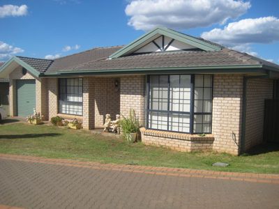 9B Paul McLean, Dubbo
