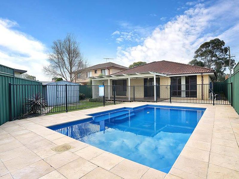 34 Meehan Ave, Hammondville