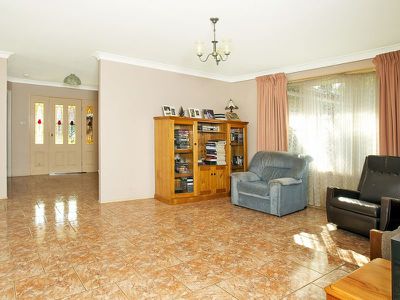 24 Spoonbill Place, Albion Park Rail
