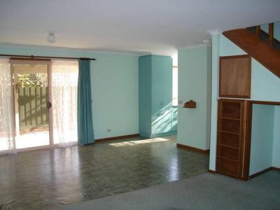 1 / 37 Seabeach Parade, North Shore