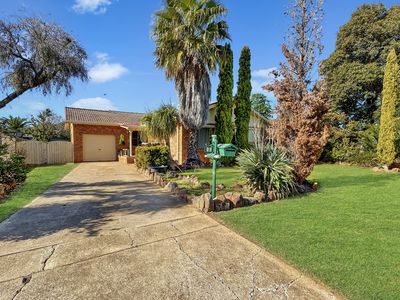 16 Howard Avenue, Dubbo