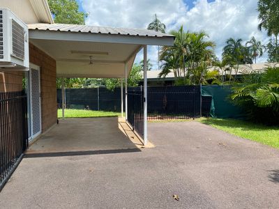 1 & 2  / 20 Muckanninie Court , Moulden