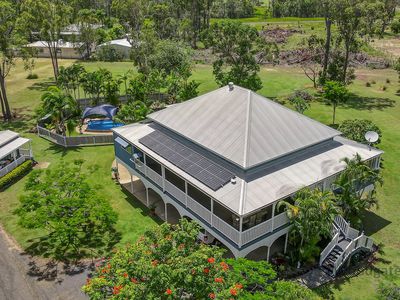 44 GREVILLEA DRIVE, Redridge