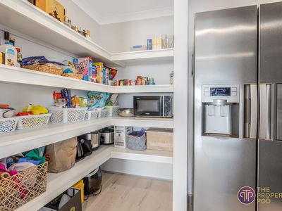 10 Alata Grove, Byford