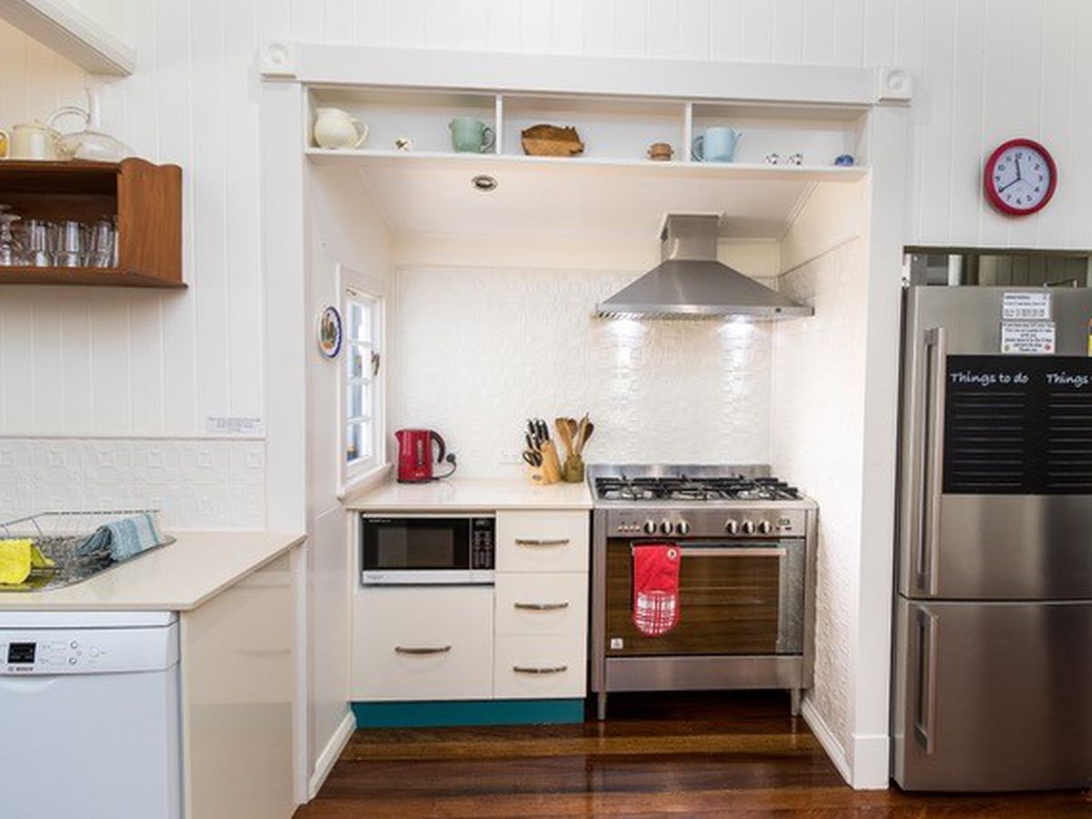 34 HERBERTON ROAD, Atherton