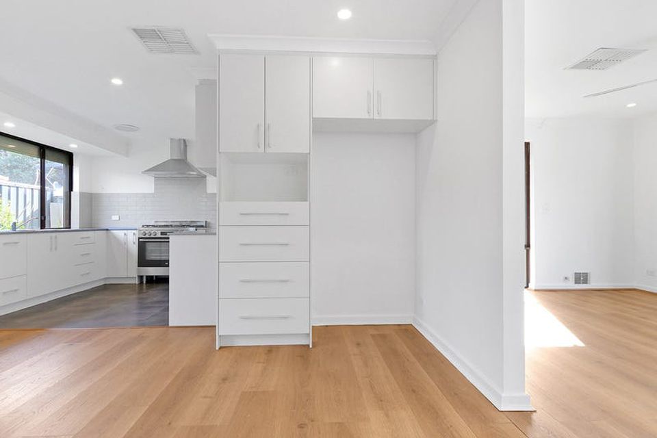 27 Clovelly Way, Warnbro