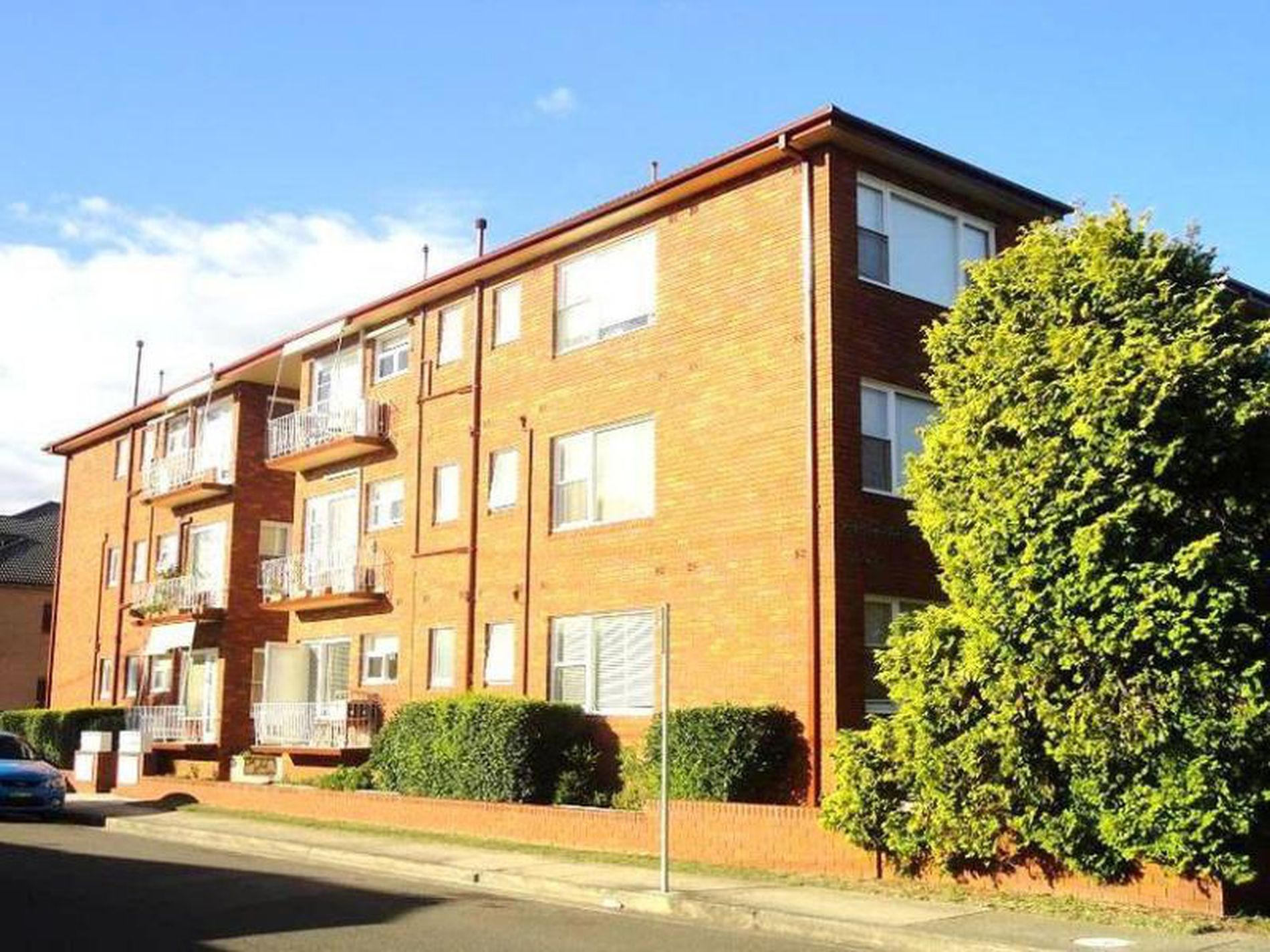 12 / 30 Banks Street, Monterey