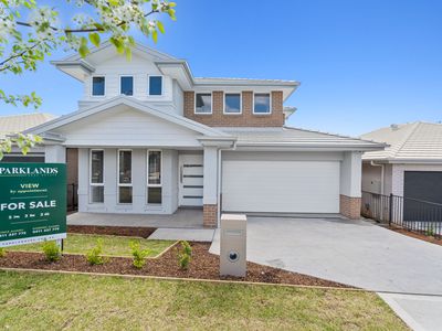 35 Clifton Crescent, Wilton