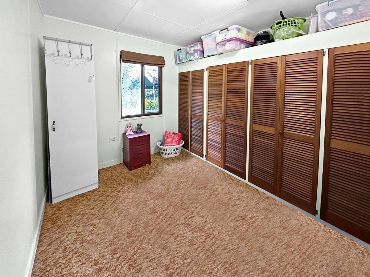24 Willetts Road, Atherton