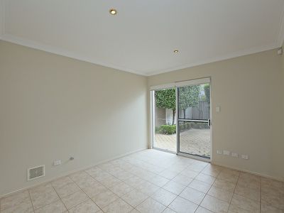 2/92 Abbett Street, Scarborough