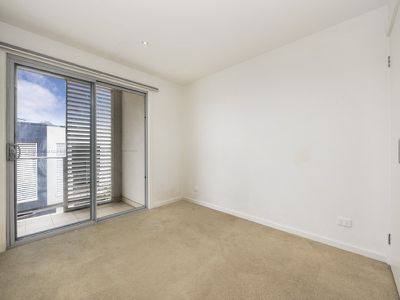 18 Waxflower Crescent, Bundoora
