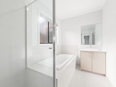 47 Liston Avenue, Tarneit