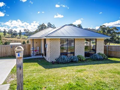 4 Devereaux Court, Cygnet