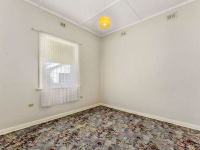 6 Aitken Street, Millicent