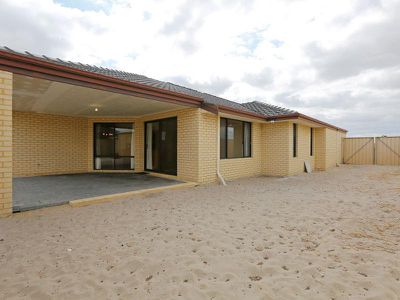 22 Cannich Boulevard, Canning Vale