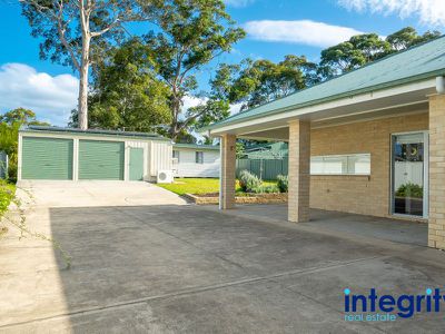 16 King George Street, Erowal Bay