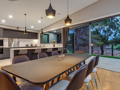 39 Victory Parade, Yanchep