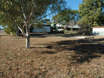 101 KINGFISHER STREET, Longreach