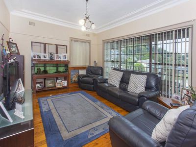 4 Prospect St, Mount Saint Thomas