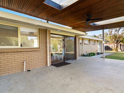 22 Sandra Court, Sale