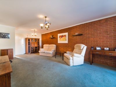2 / 10 Cleal Court, Noble Park