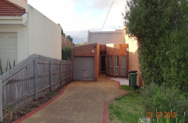 2 / 7 Hawick Court, Greenvale