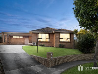19 Kaye Court, Dandenong North