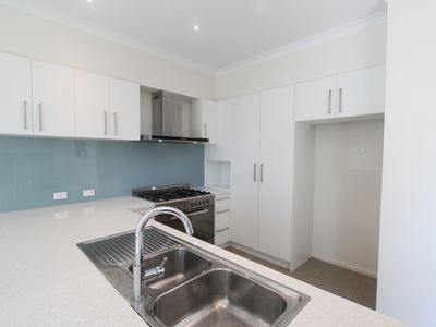 1 / 27 Fairland Avenue, Oakleigh East