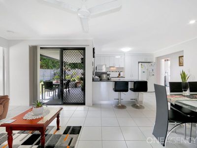 2 Wave Court, Toogoom