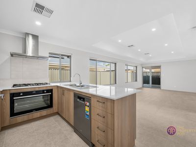 18 Softsun Way, Henley Brook