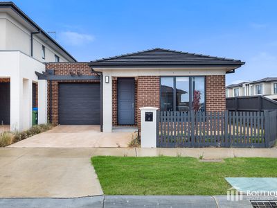 2 Knotwood Street, Narre Warren